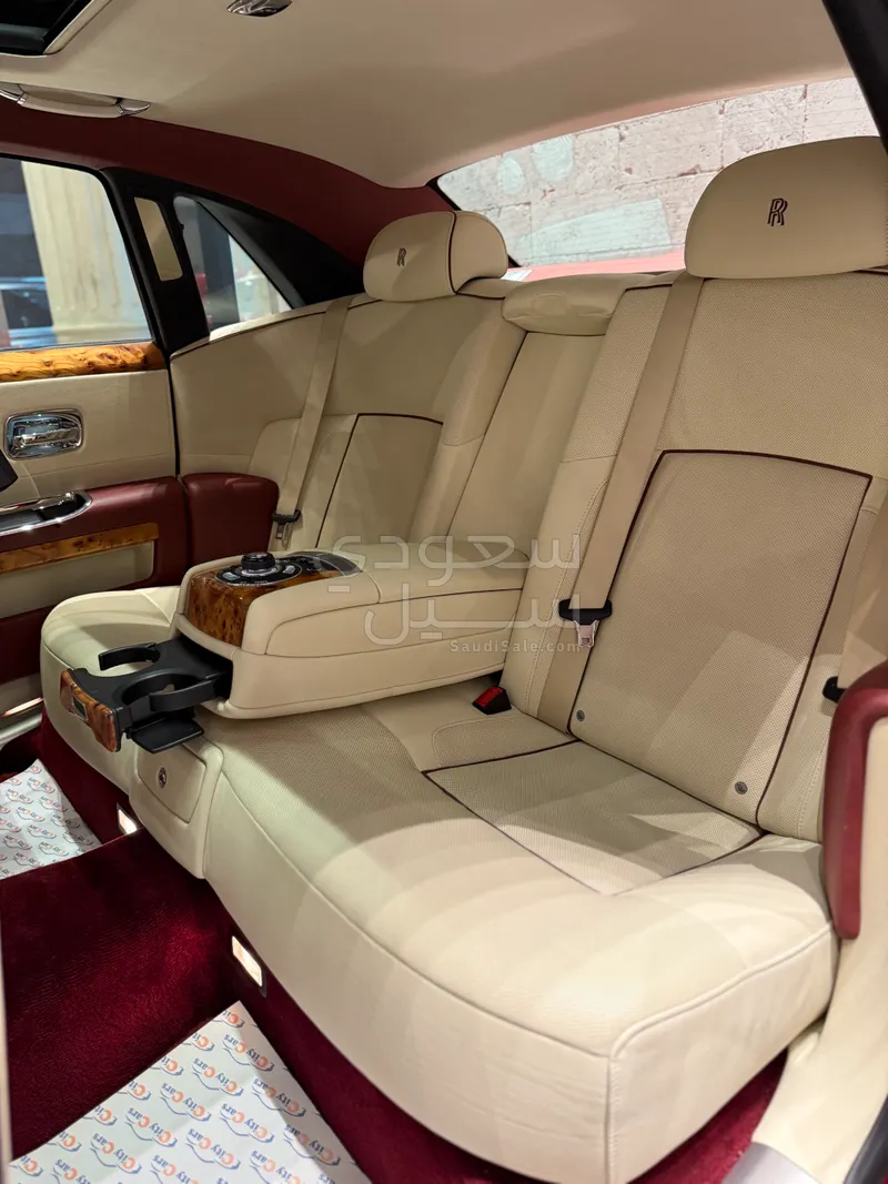 2013 رولز رويس قوست