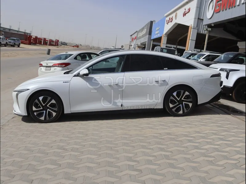 2026 فور ثينج يو تور