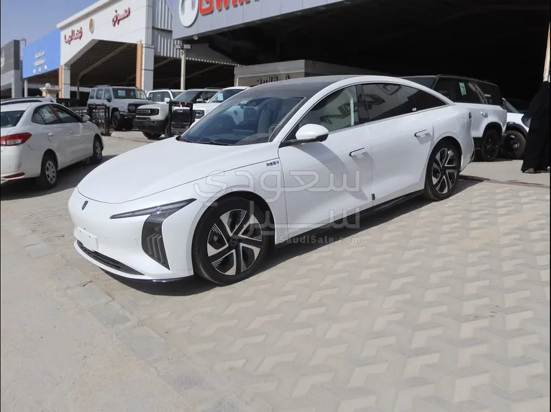 2026 فور ثينج يو تور