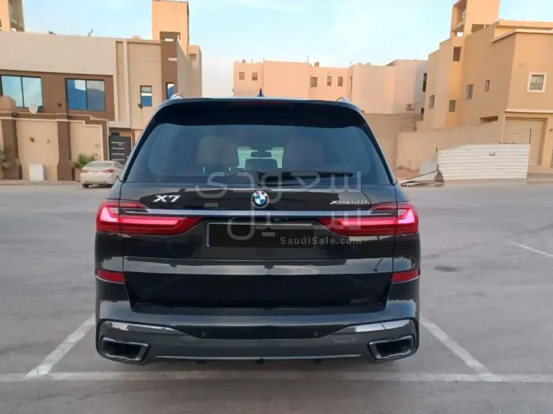 2019 بي ام دبليو الفئة اكس 7