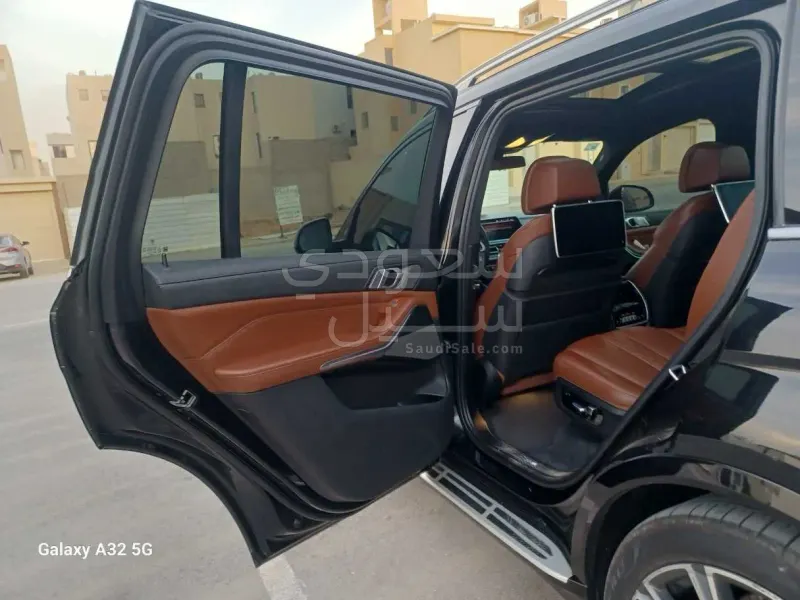 2019 بي ام دبليو الفئة اكس 7