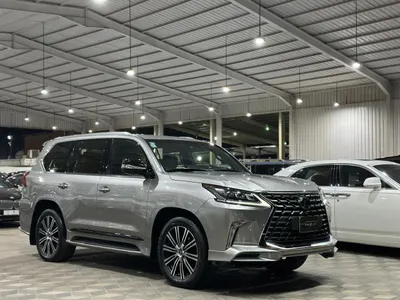 2021 لكزس إل إكس 570