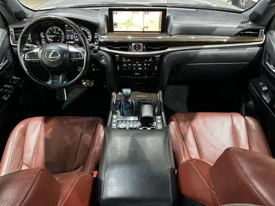 2021 لكزس إل إكس 570