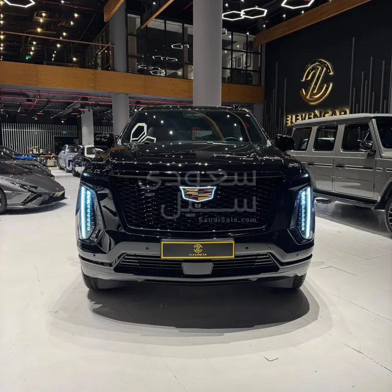 2025 كاديلاك اسكاليد إي إس في