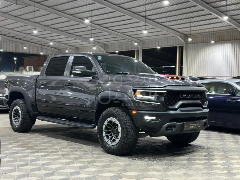 2022 دودج رام تي ار اكس