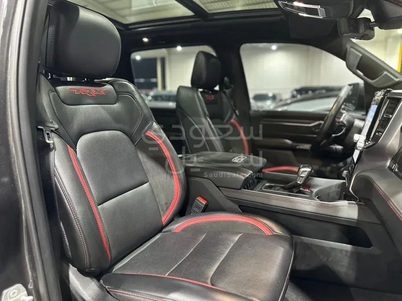 2022 دودج رام تي ار اكس