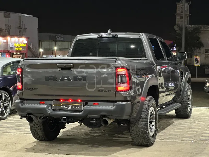 2022 دودج رام تي ار اكس