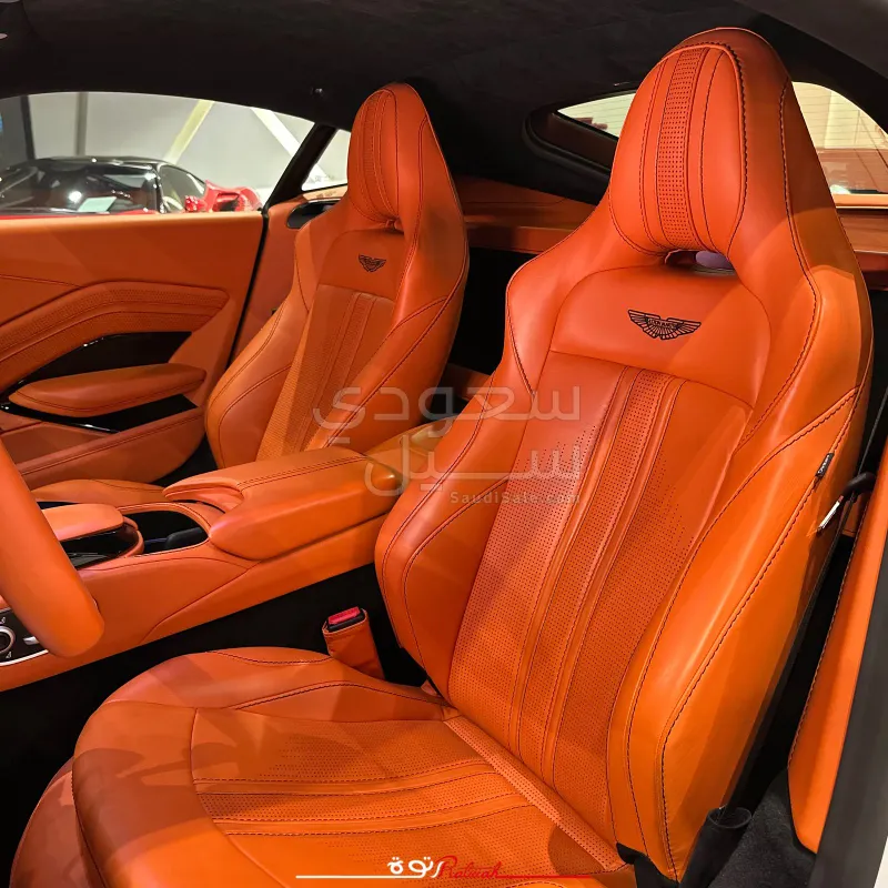 2022 استون مارتن فانتج