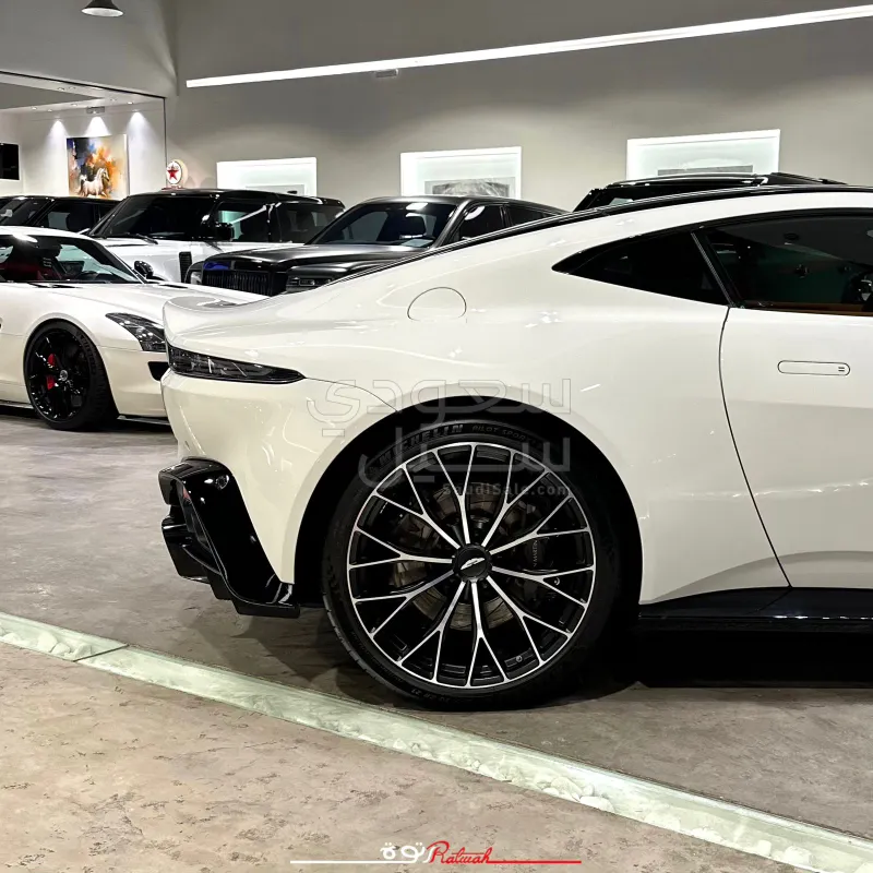 2022 استون مارتن فانتج