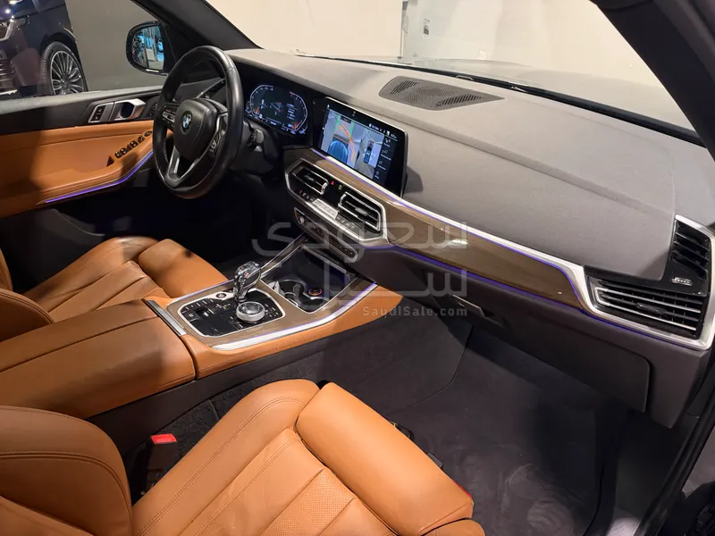 2022 بي ام دبليو الفئة اكس 5