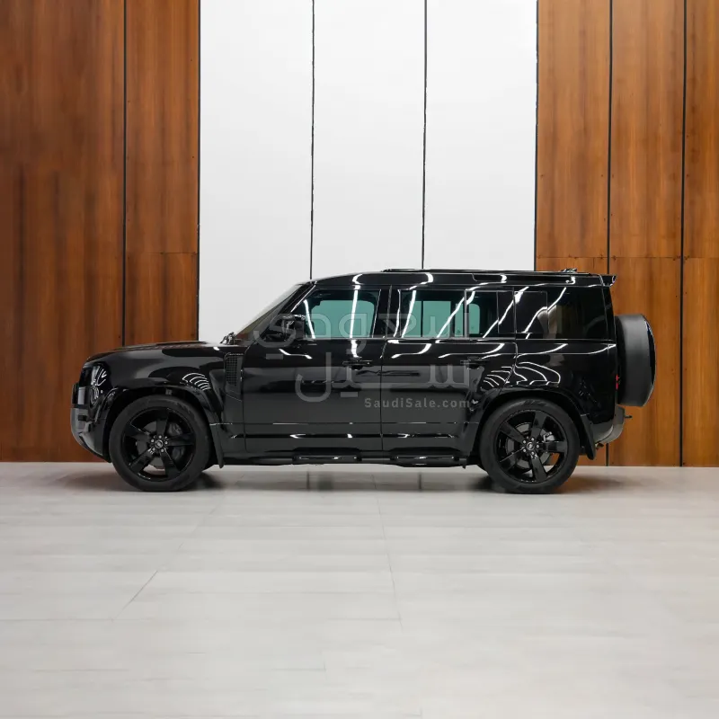 2025 لاند روفر ديفيندر اكس داينمك