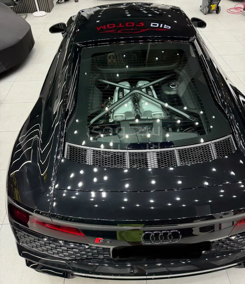 2022 اودي ار 8