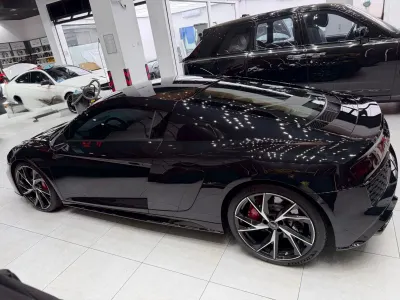 2022 اودي ار 8