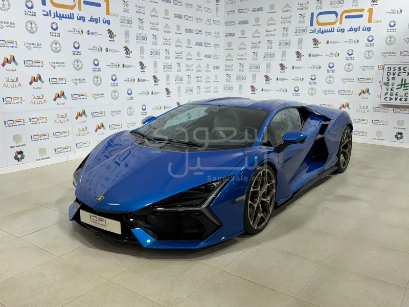 2024 لمبرجيني ريفويلتو