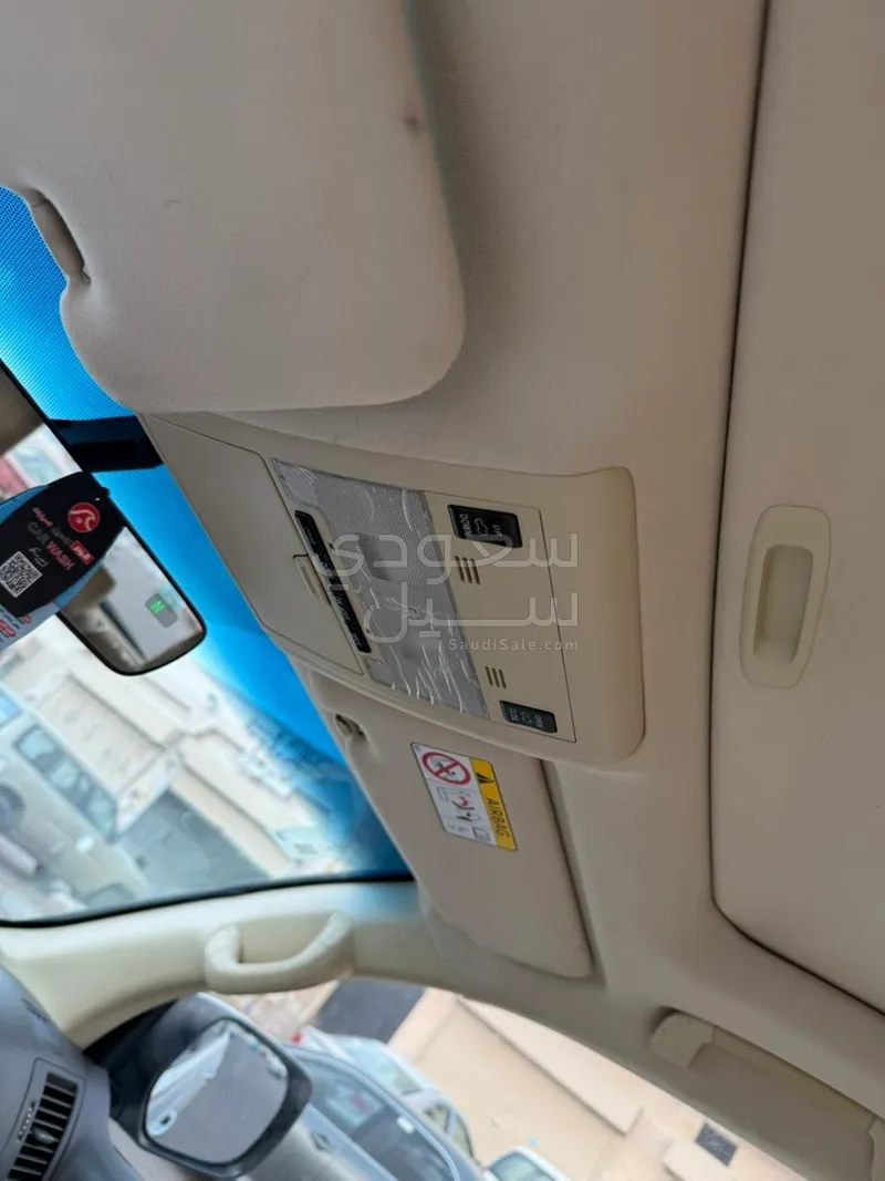 2016 تويوتا لاند كروزر جي اكس ار