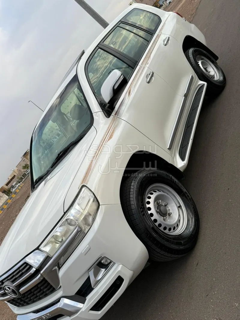 2016 تويوتا لاند كروزر جي اكس ار