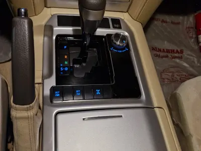 2016 تويوتا لاند كروزر جي اكس ار