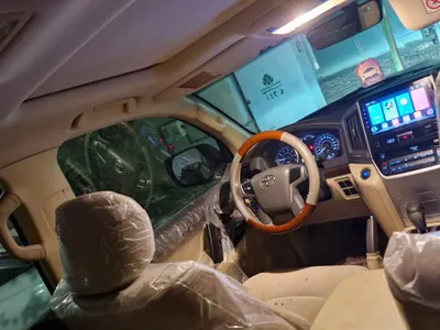 2016 تويوتا لاند كروزر جي اكس ار