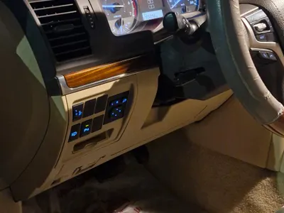 2016 تويوتا لاند كروزر جي اكس ار