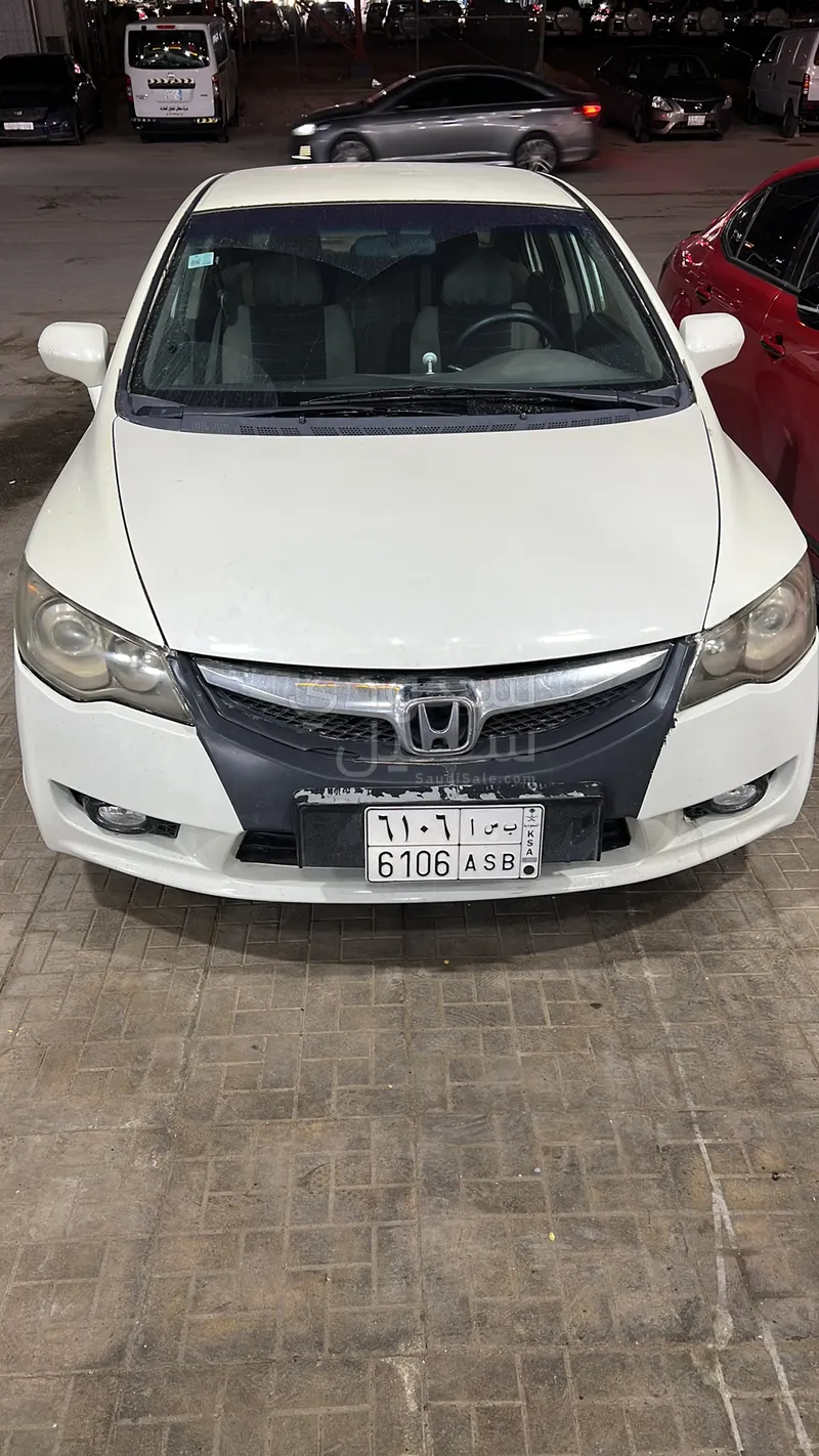 2011 هوندا سيفيك إل إكس - أي