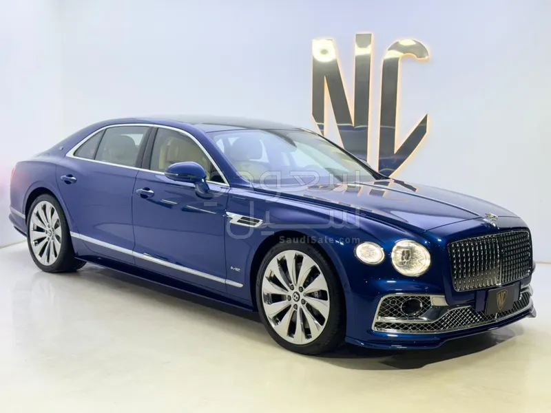2020 بنتلي كونتيننتل فلاينج سبير الاصدار الاول