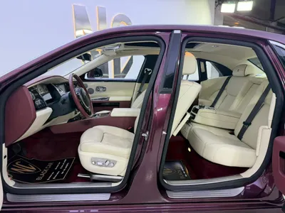 2015 رولز رويس قوست