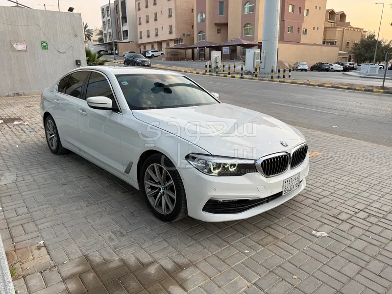 2019 بي ام دبليو الفئة الخامسة 520 أي