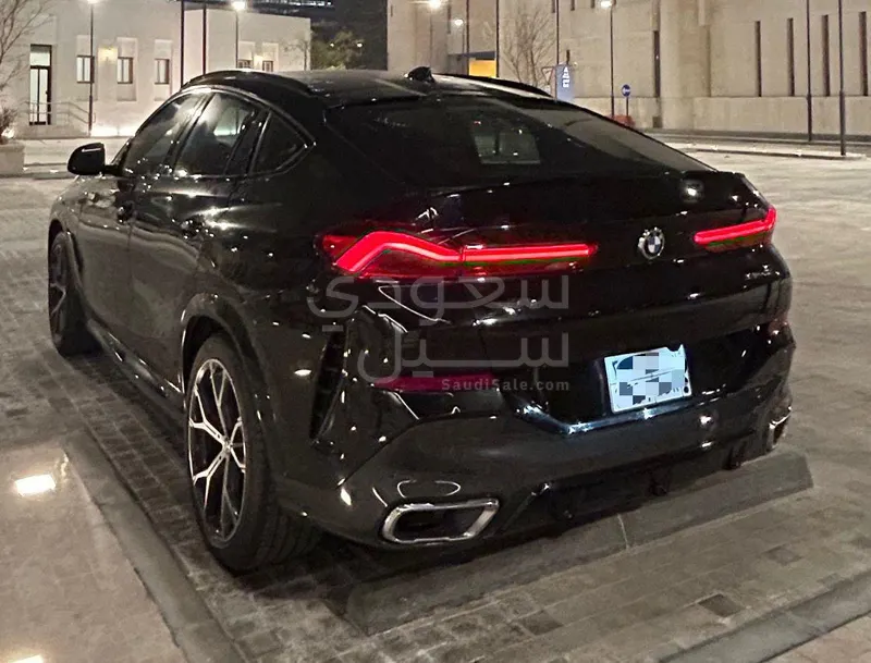 2022 بي ام دبليو الفئة اكس 6