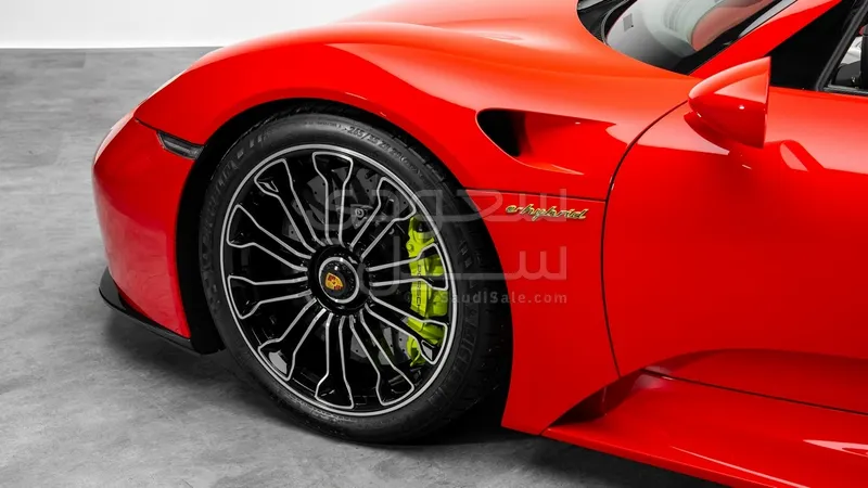 2015 بورش 918 سبايدر