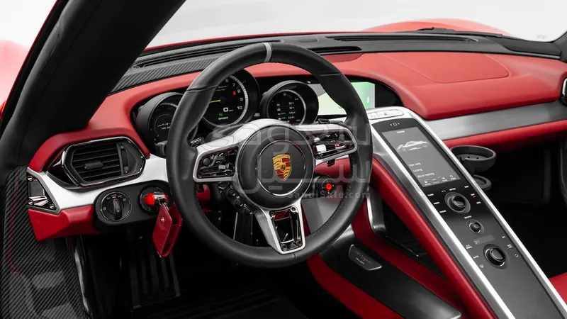 2015 بورش 918 سبايدر