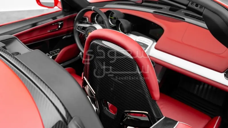 2015 بورش 918 سبايدر