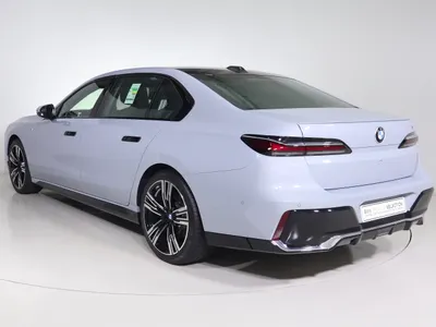 2026 بي ام دبليو الفئة السابعة 735أي