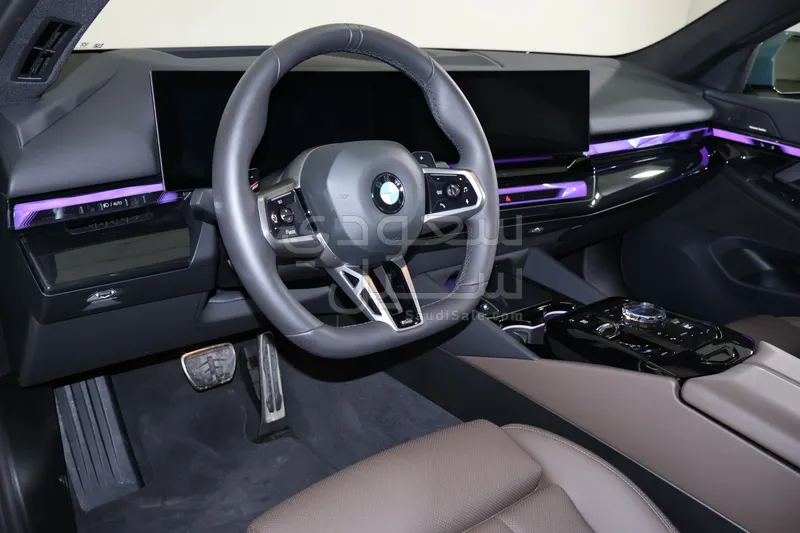 2025 بي ام دبليو الفئة اي 5