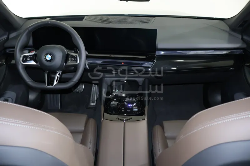 2025 بي ام دبليو الفئة اي 5