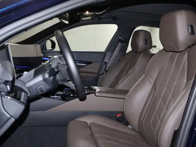 2025 بي ام دبليو الفئة اي 5