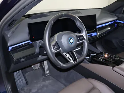 2025 بي ام دبليو الفئة اي 5