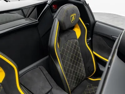 2018 لمبرجيني افنتادور اس رودستر