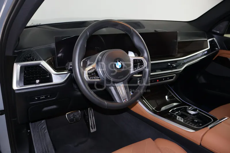 2024 بي ام دبليو الفئة اكس 5 إم كت