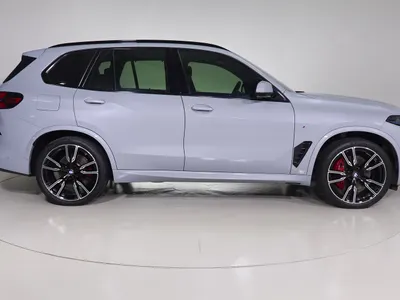 2024 بي ام دبليو الفئة اكس 5 إم كت