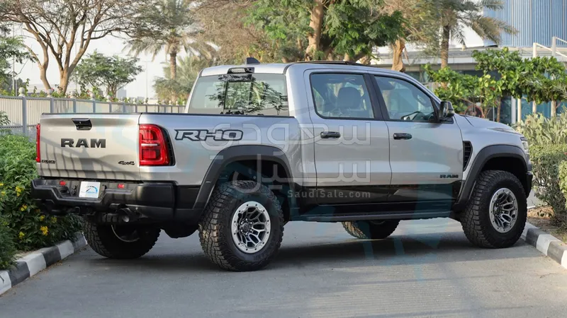 2025 دودج رام تي ار اكس