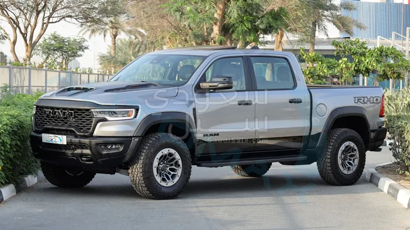 2025 دودج رام تي ار اكس