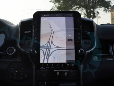 2025 دودج رام تي ار اكس