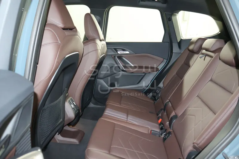 2024 بي ام دبليو الفئة اكس 1