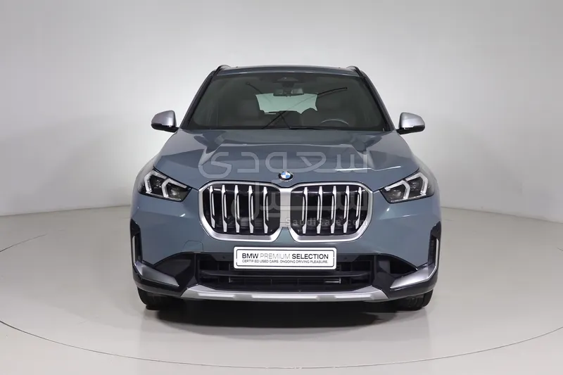 2024 بي ام دبليو الفئة اكس 1