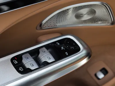 2026 مرسيدس - بنز إي 300 أي إم جي