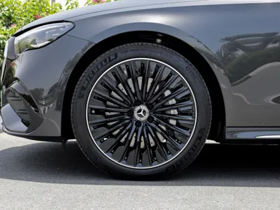 2026 مرسيدس - بنز إي 300 أي إم جي