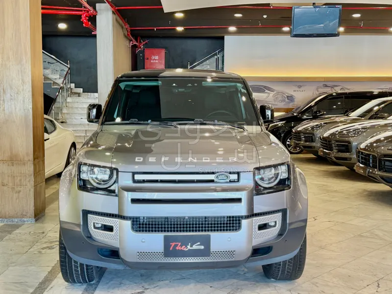 2023 لاند روفر ديفيندر 90