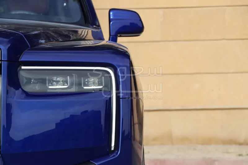2023 رولز رويس كولينان بلاك بادج