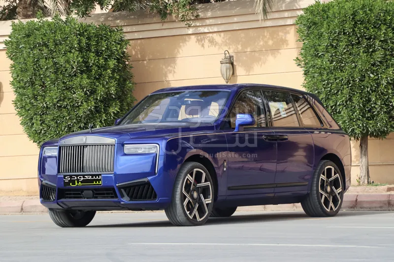 2023 رولز رويس كولينان بلاك بادج