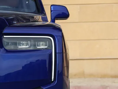 2023 رولز رويس كولينان بلاك بادج